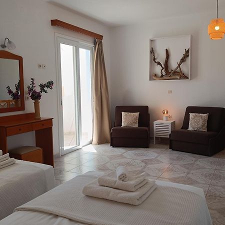 אמופי Studios Fokia Beach מראה חיצוני תמונה