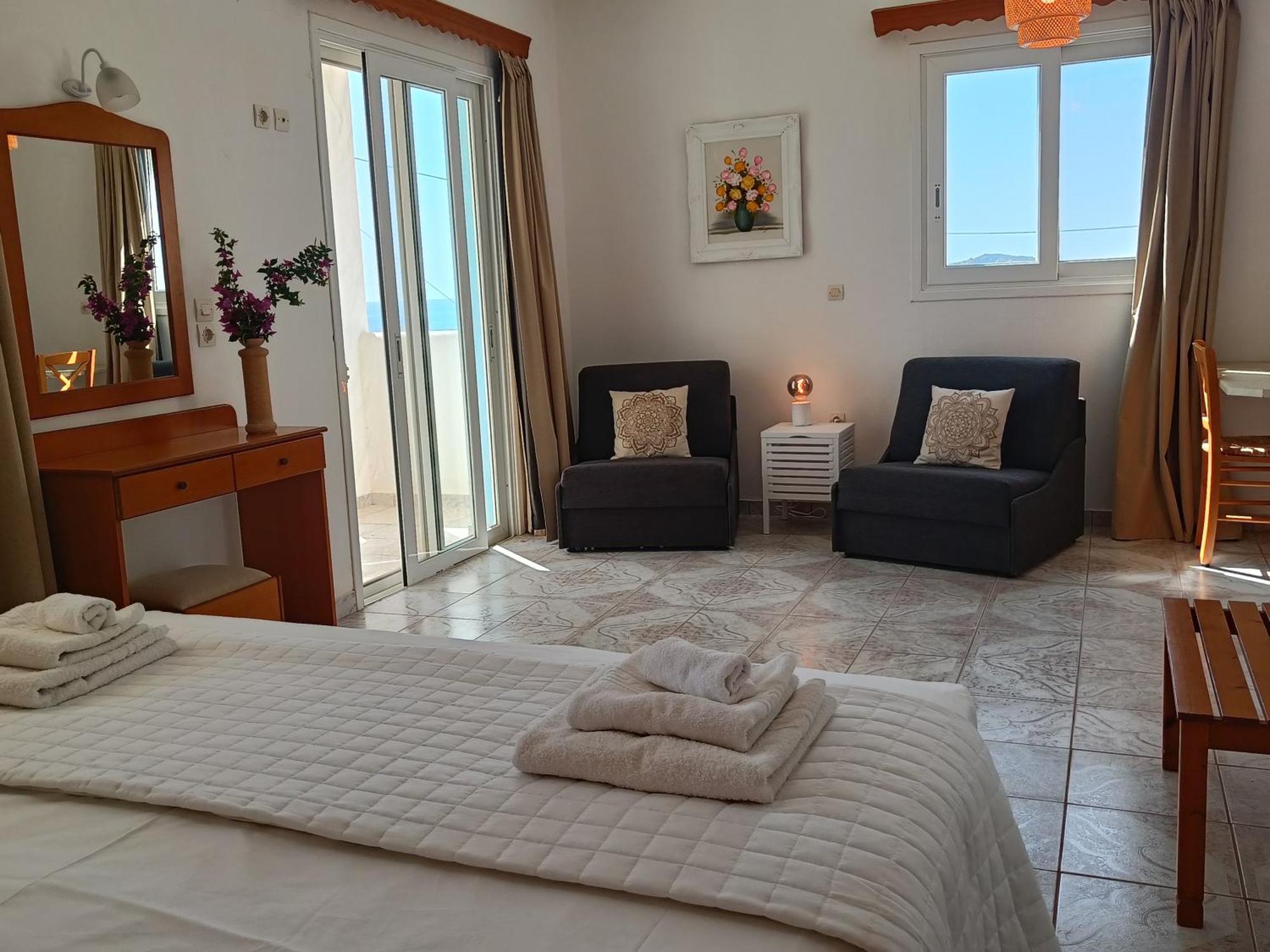 אמופי Studios Fokia Beach מראה חיצוני תמונה